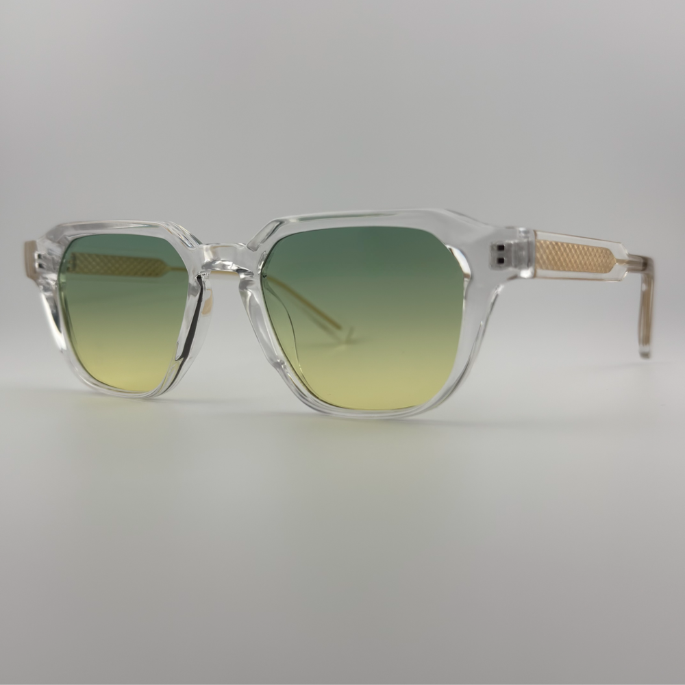 Velra PRISMA SPRING HAZE – lunettes de soleil, vue 3/4 latérale : monture transparente et verres vert clair avec verres verts adoucis.