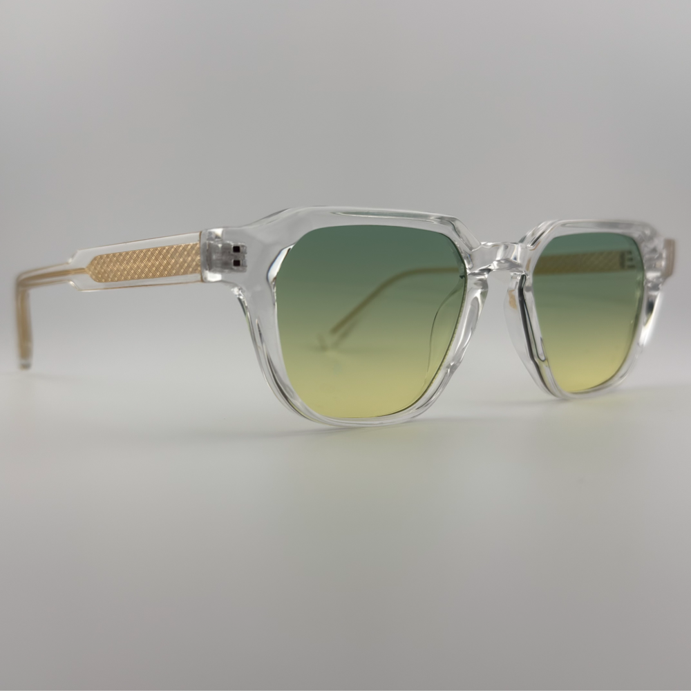 Velra PRISMA SPRING HAZE – lunettes de soleil, vue de profil : monture transparente et verres vert clair avec verres verts adoucis.